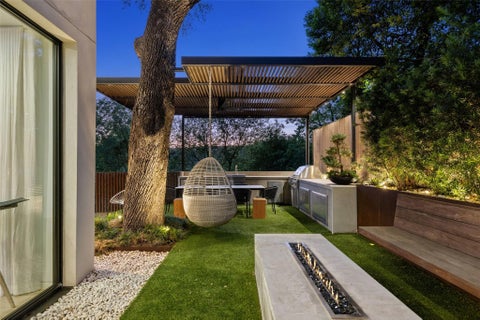 Tiny photo for 2108 Matthews DR, Austin, TX 78703 (MLS # 6656672)