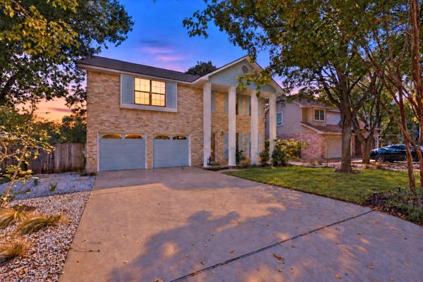 8103 DOE MEADOW DR, AUSTIN, TX 78749 - Image 293dd109fc5de5b8cf21eb54ea9da528/1969708186