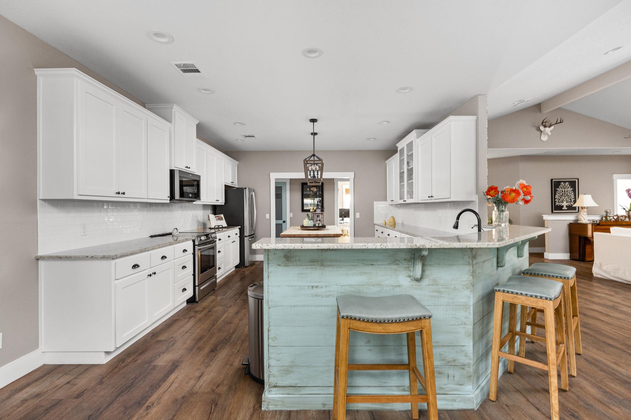 1953 County Road 250