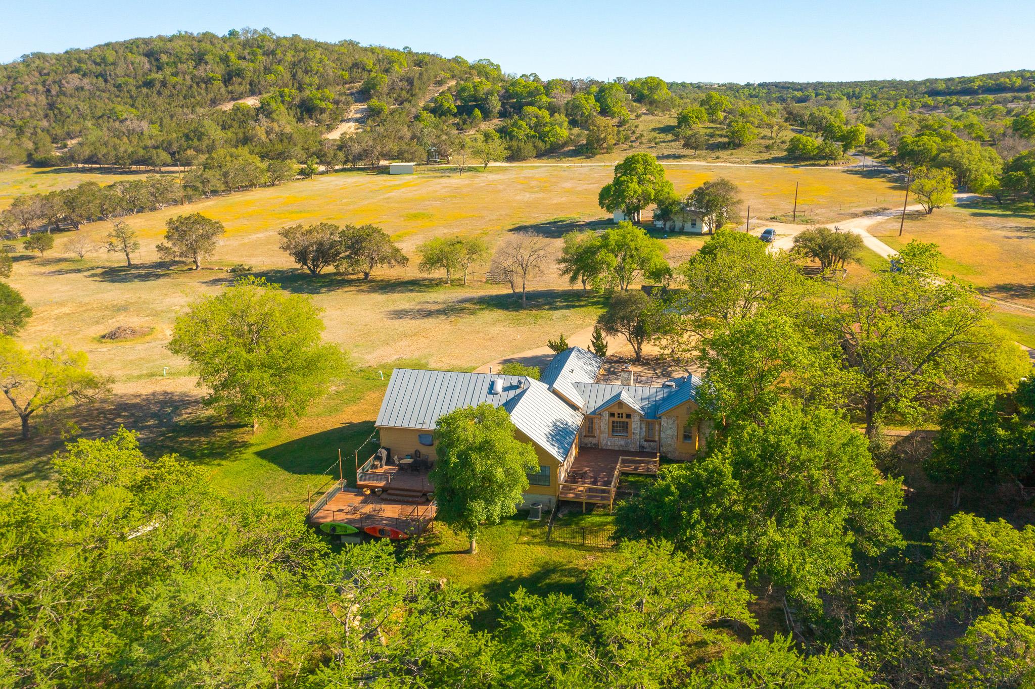359 Beaver RD
