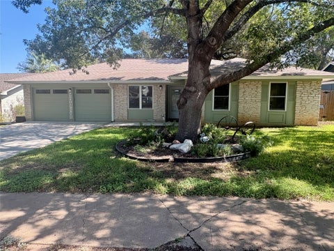 Photo of 2512 Baxter DR, Austin, TX 78745 (MLS # 2140451)