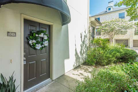 Photo of 7701 Rialto BLVD #1323, Austin, TX 78735 (MLS # 1242041)