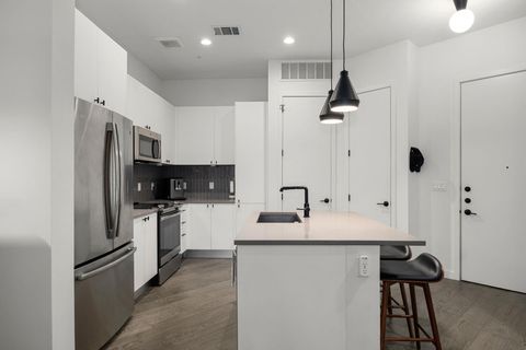 Tiny photo for 800 Embassy DR #204, Austin, TX 78702 (MLS # 9240955)