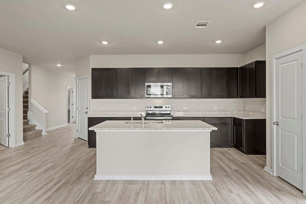Photo of 201 Backwood PASS, Taylor, TX 76574 (MLS # 5237476)