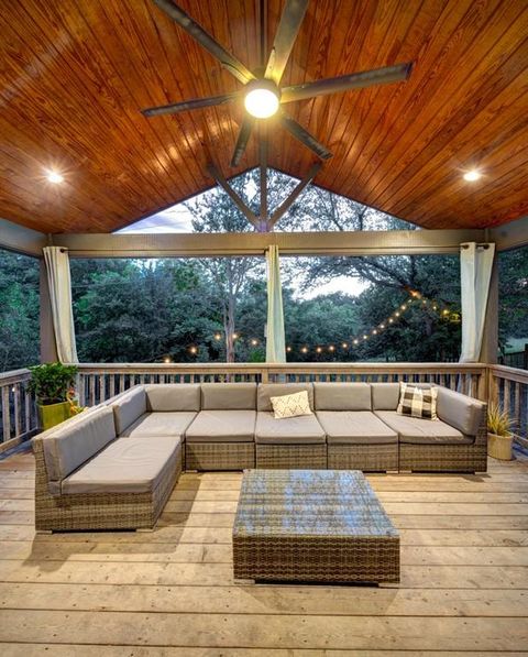 11408 Spicewood PKWY Austin TX 78750