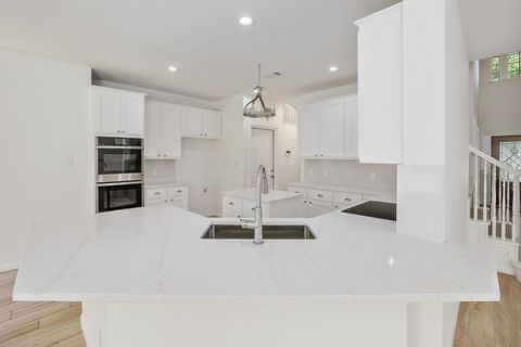 Tiny photo for 12207 Carlsbad DR, Austin, TX 78738 (MLS # 4977939)