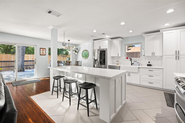 11307 POWDER MILL TRL, AUSTIN, TX 78750 - Image 29bb33ce0cd74fc2ac3d27bf3523c12a/727201545