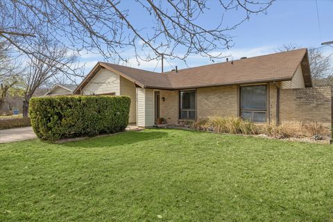 Photo of 6702 Langston DR, Austin, TX 78723 (MLS # 7705141)