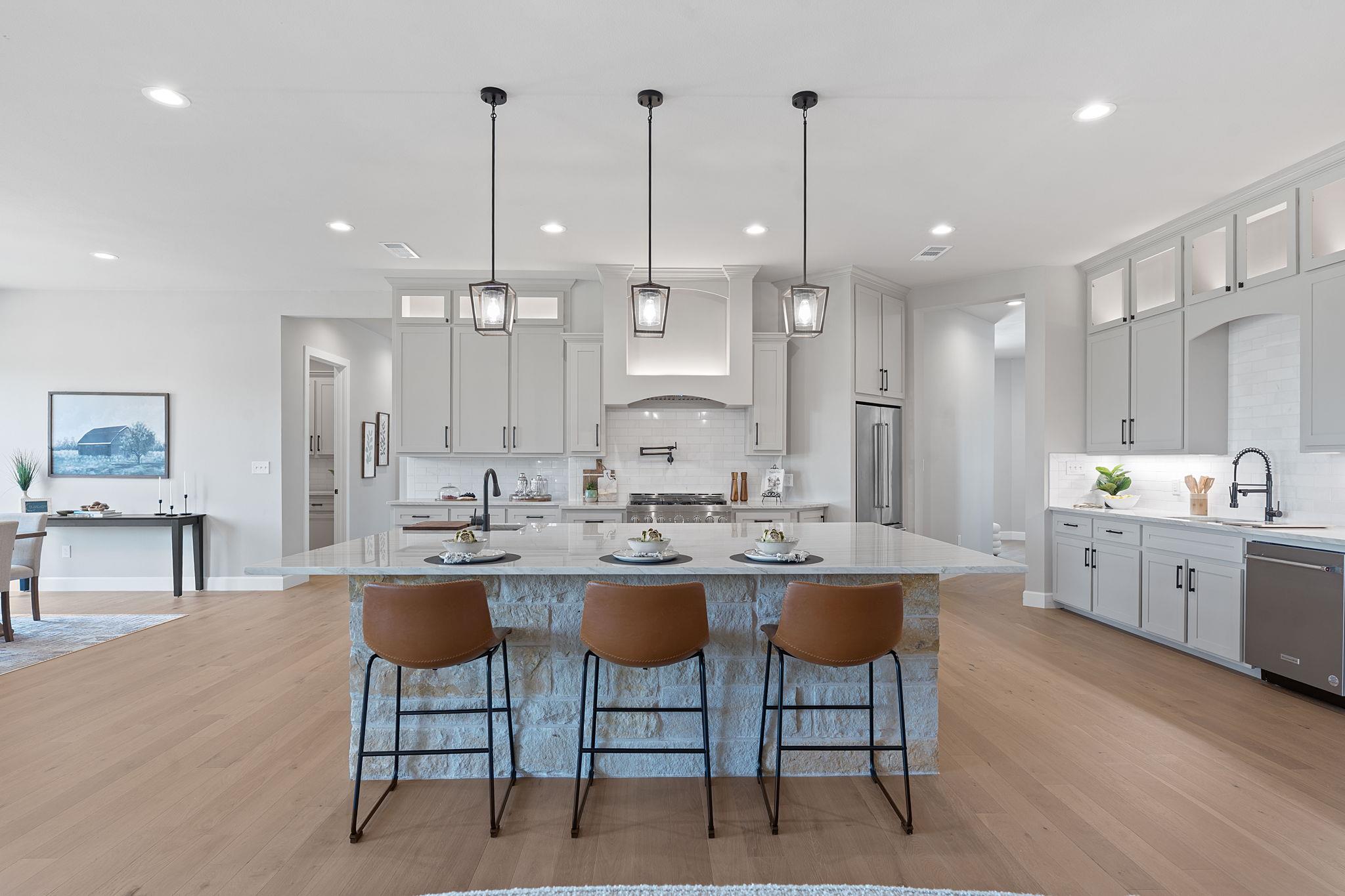 713 San Gabriel Ranch RD