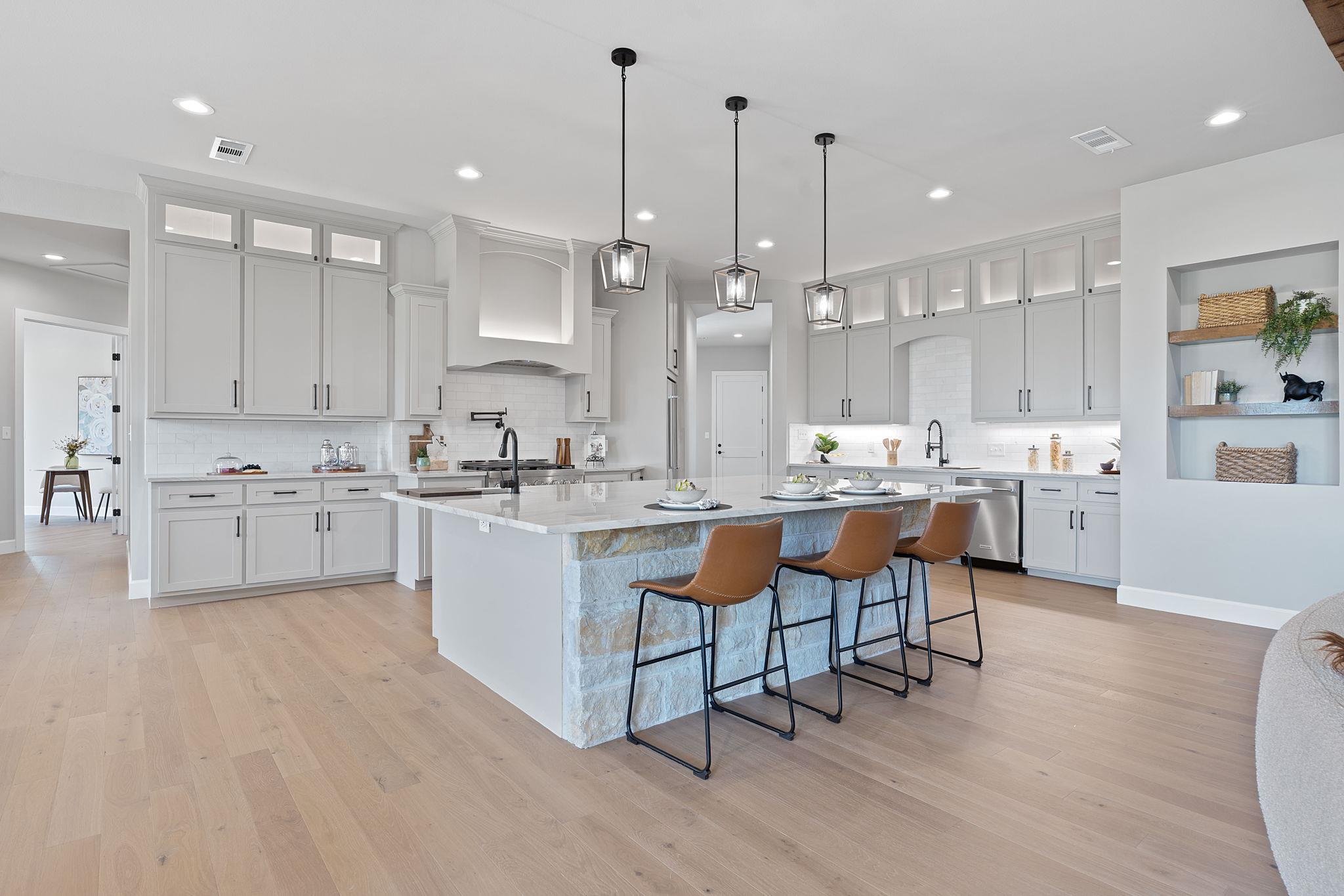 713 San Gabriel Ranch RD
