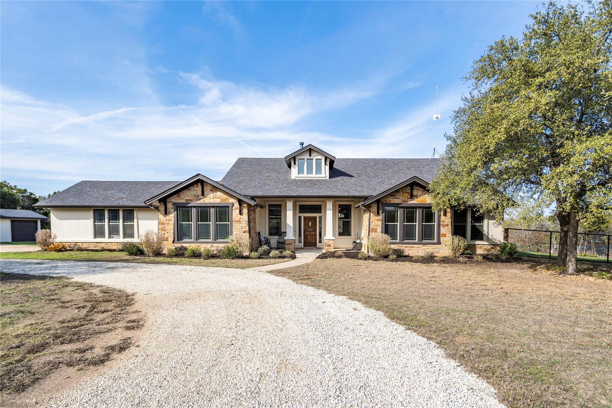 1040 Spivey RD, Leander