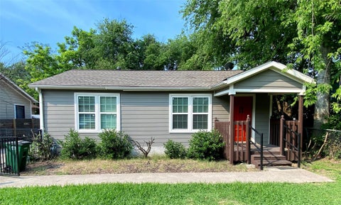 Photo of 609 W Odell ST, Austin, TX 78752 (MLS # 7657806)