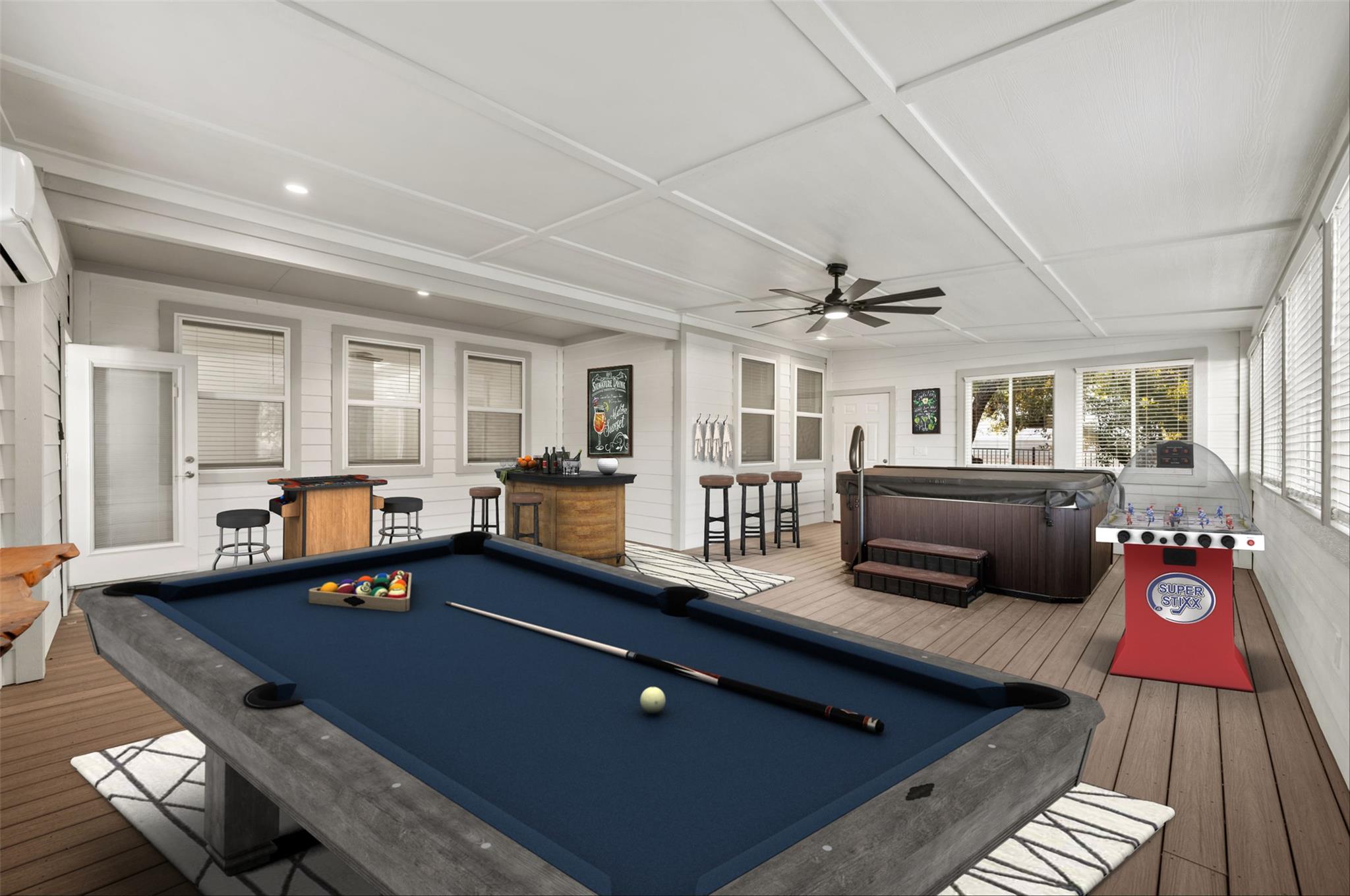 21208 Santa Rosa Ave