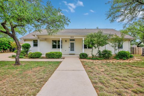 Photo of 3016 Tradewind DR, Spicewood, TX 78669 (MLS # 4086531)