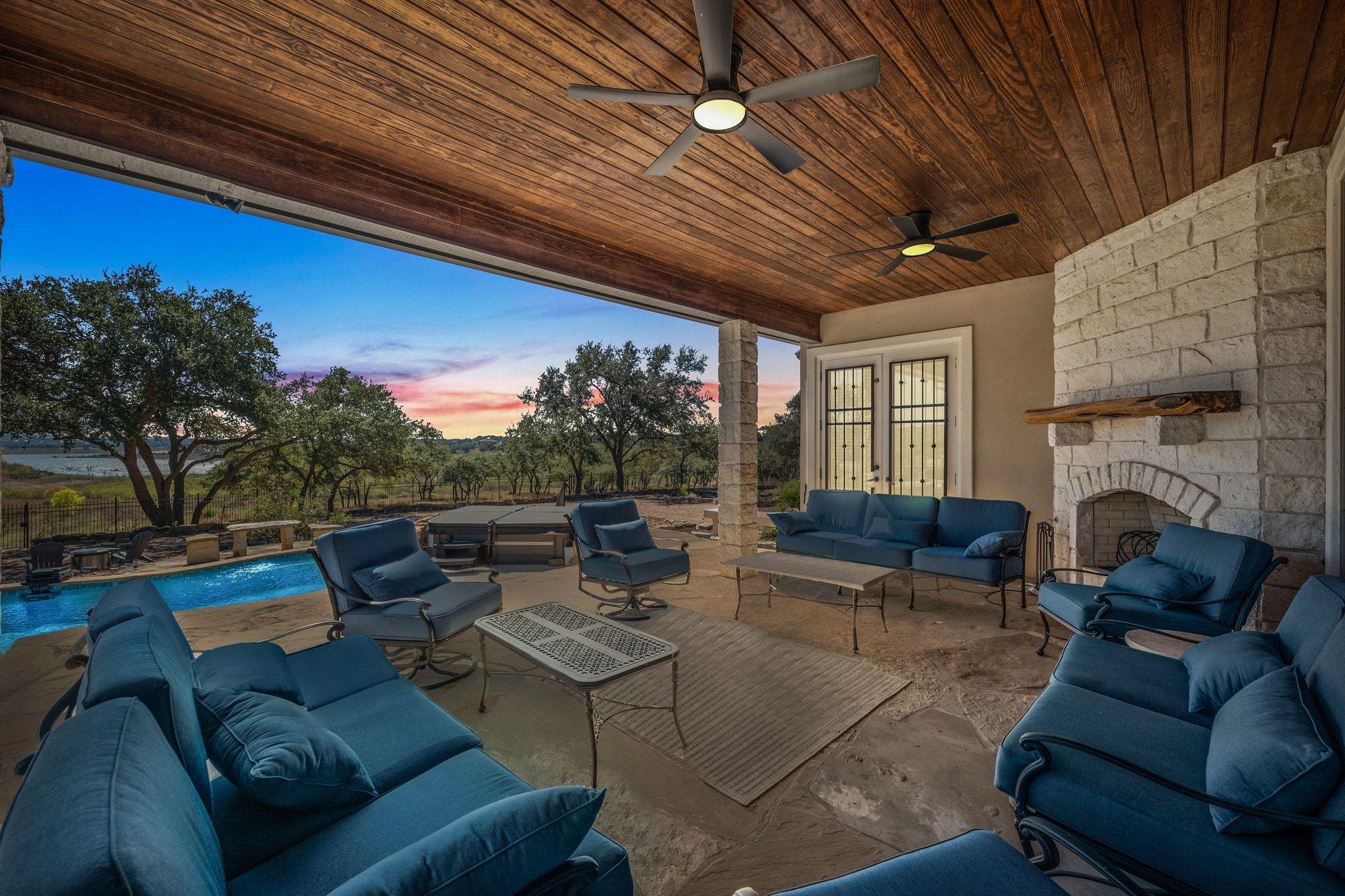 185 Shimmering Shore CT