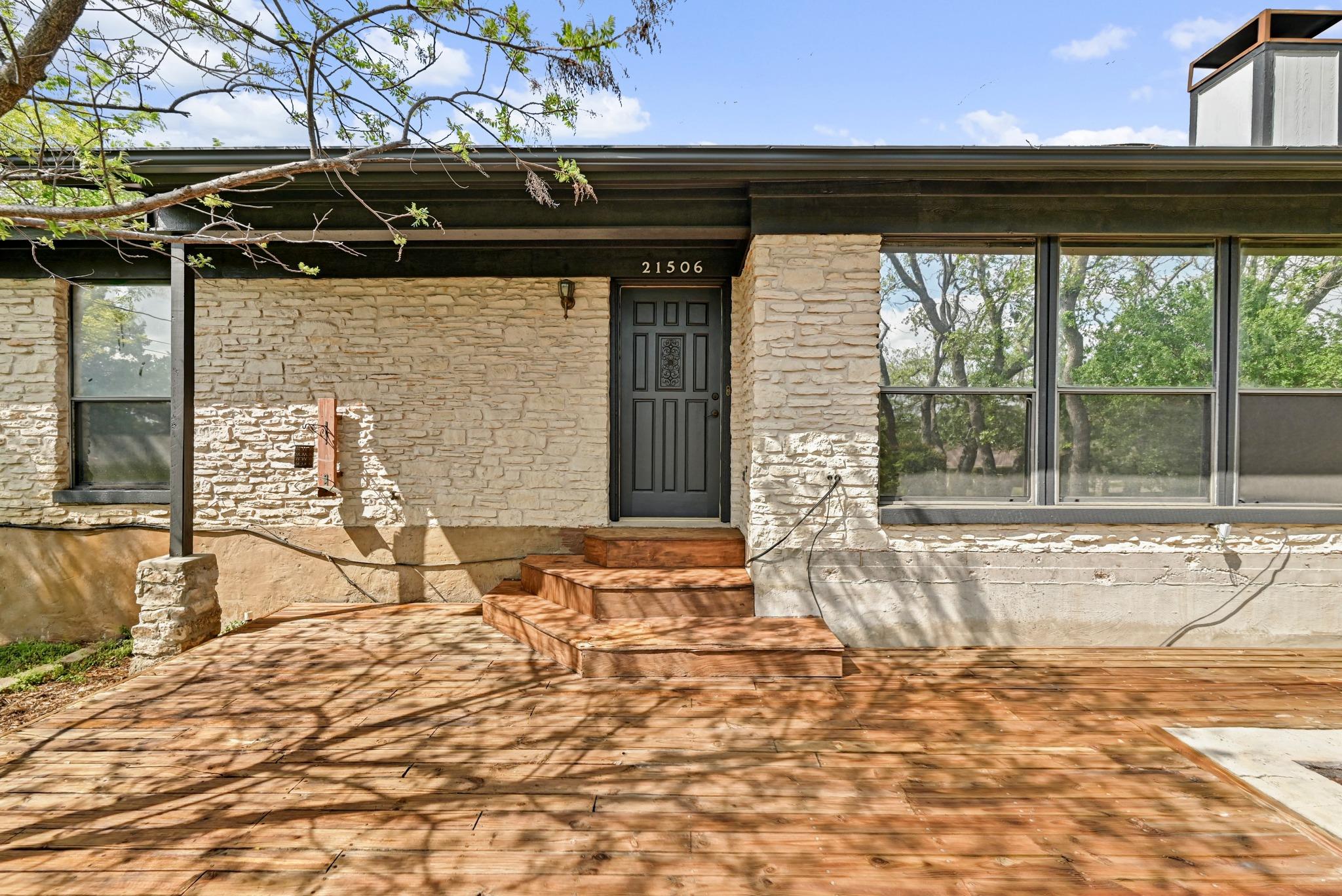 21506 Horseshoe LOOP