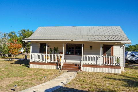 Photo of 145 Lea LN, Wimberley, TX 78676 (MLS # 1868397)