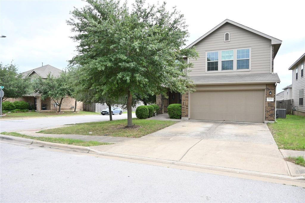 Photo for 7025 Outfitter Dr, Austin, TX 78744 (MLS # 1144798)