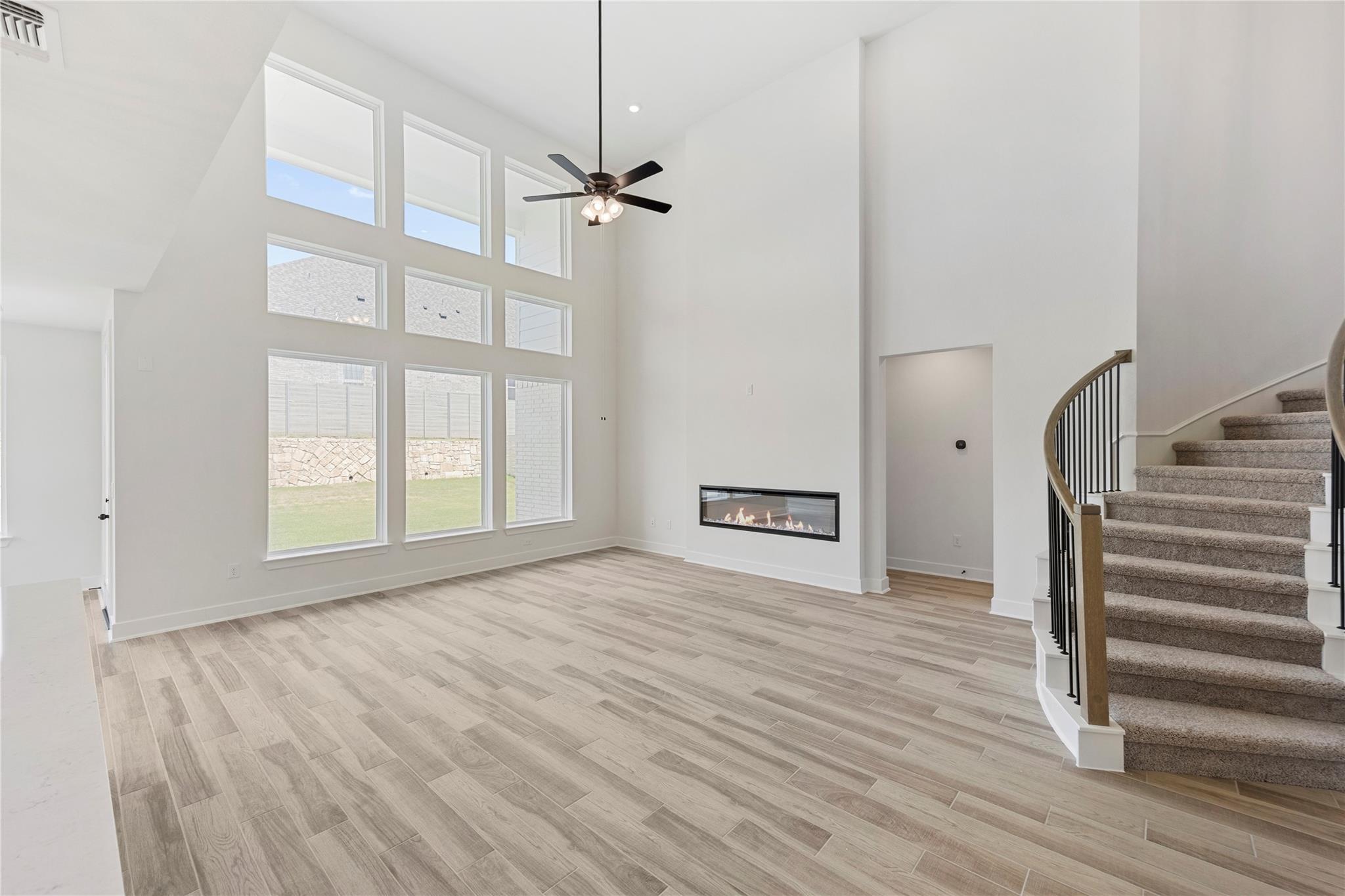 921 Violet Sunset DR