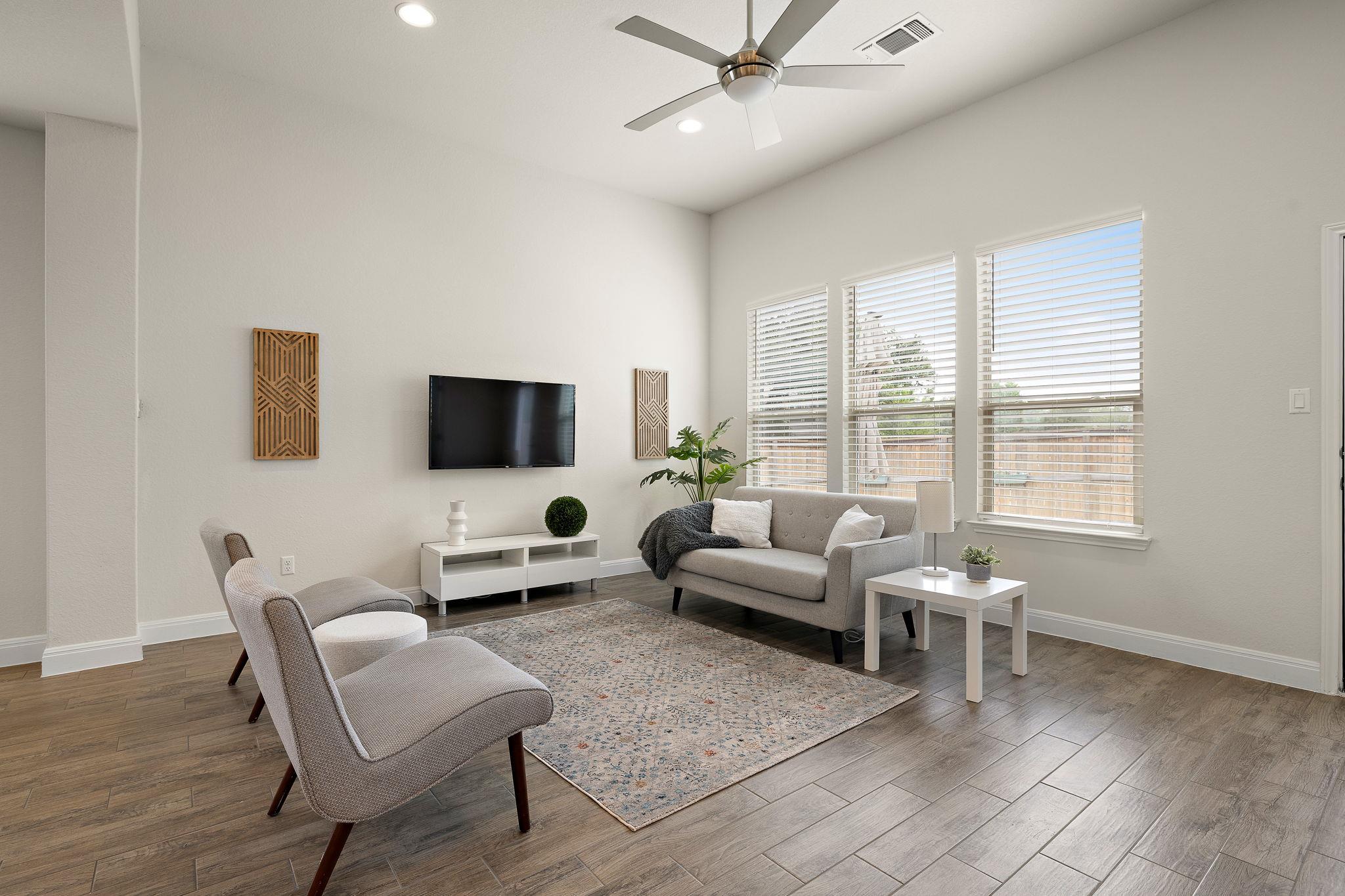 Listing image 1