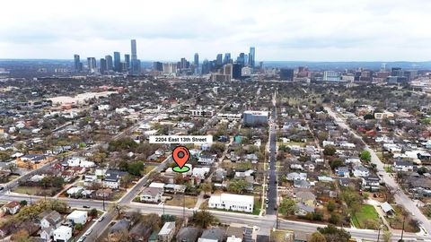 2204 E 13th ST A and B Austin TX 78702