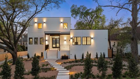 Photo of 2209 Bowman Ave, Austin, TX 78703 (MLS # 1240065)
