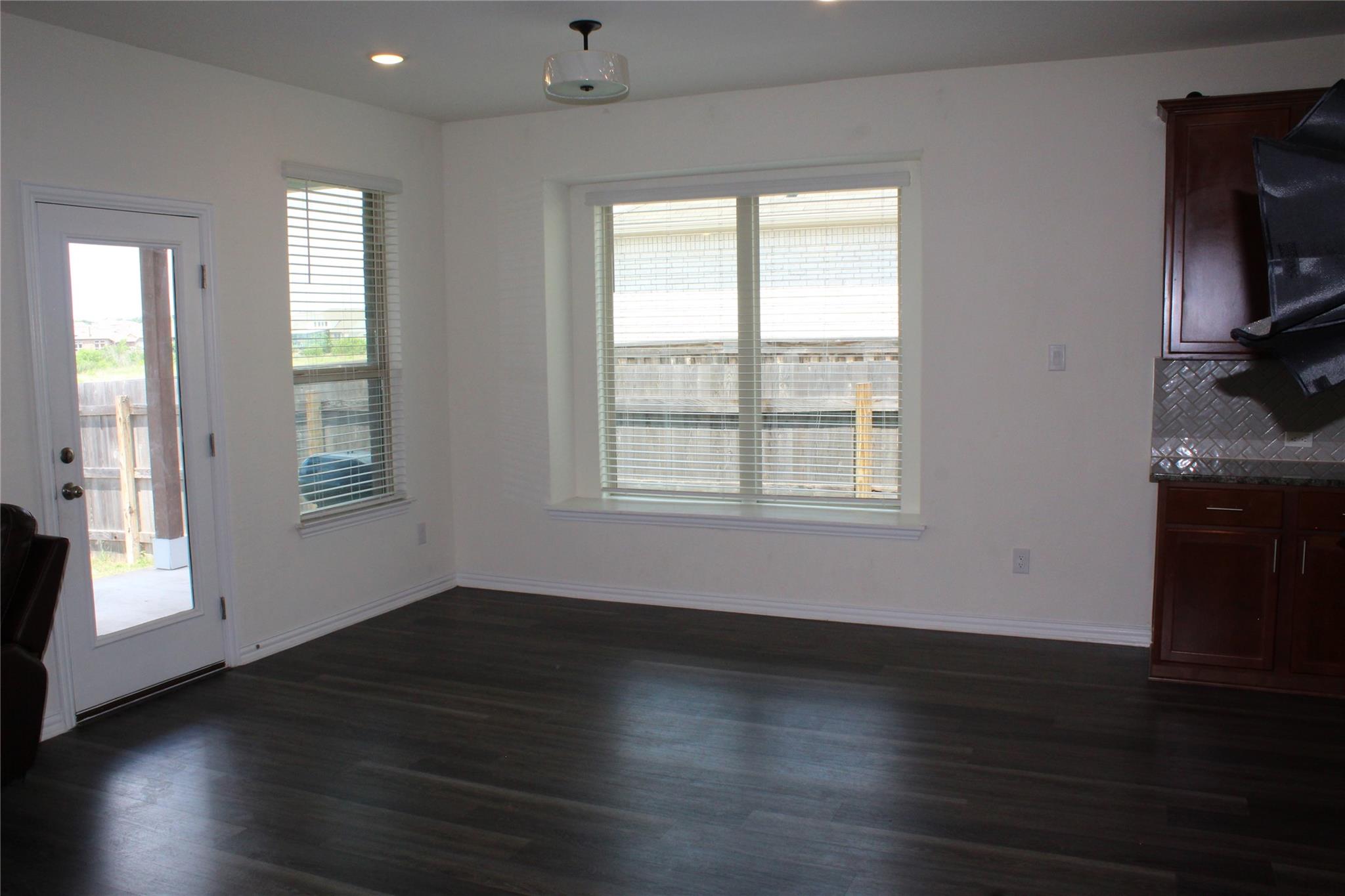352 Cherrystone LOOP