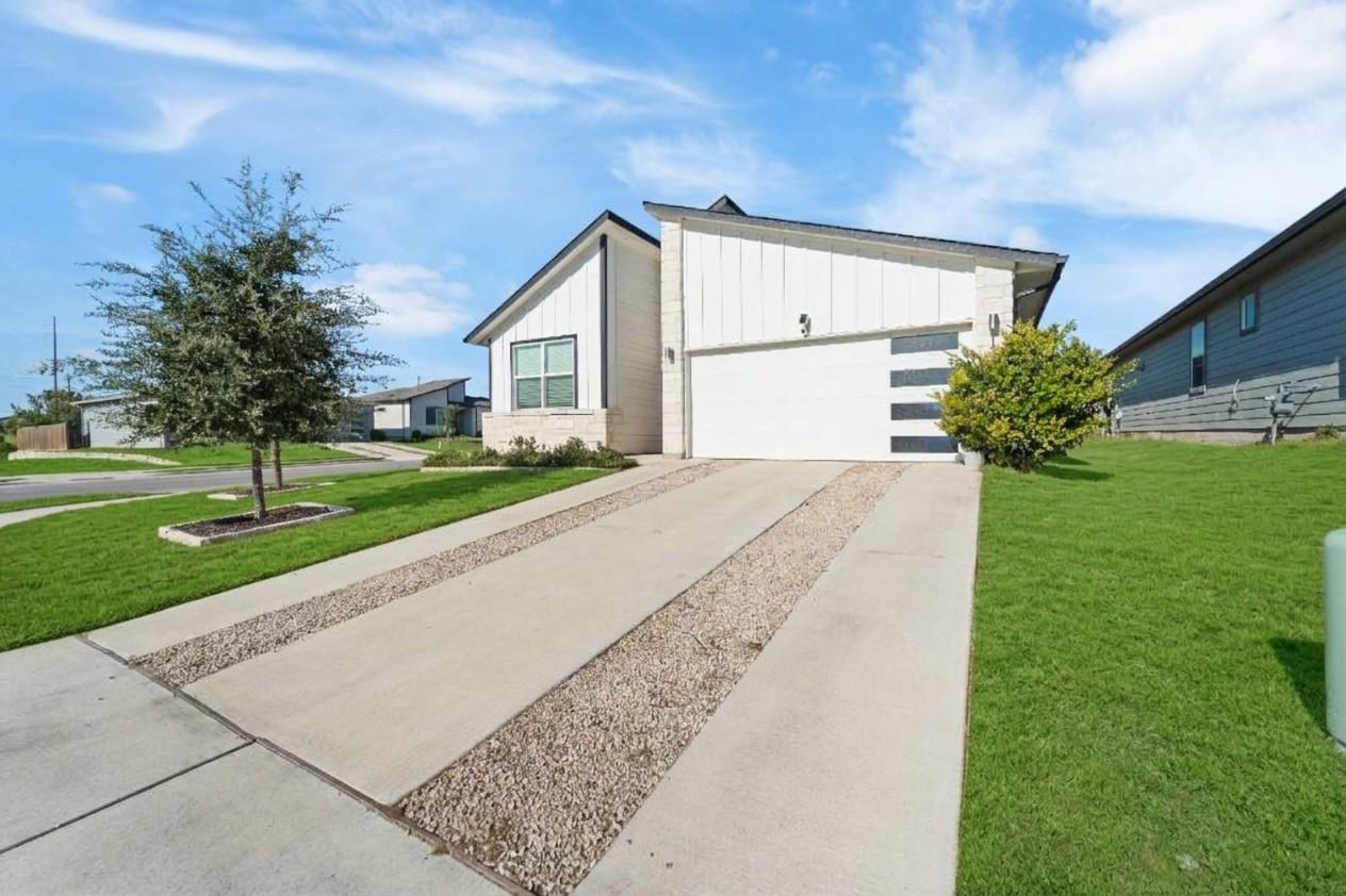 13700 Zuhause DR