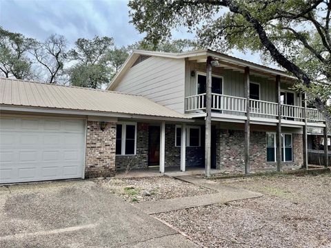 Photo of 1420 Oak Hurst RD, Austin, TX 78734 (MLS # 1653465)