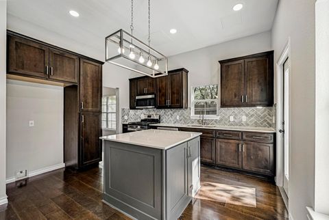 Tiny photo for 305 AUGUSTA CV, Point Venture, TX 78645 (MLS # 5373519)