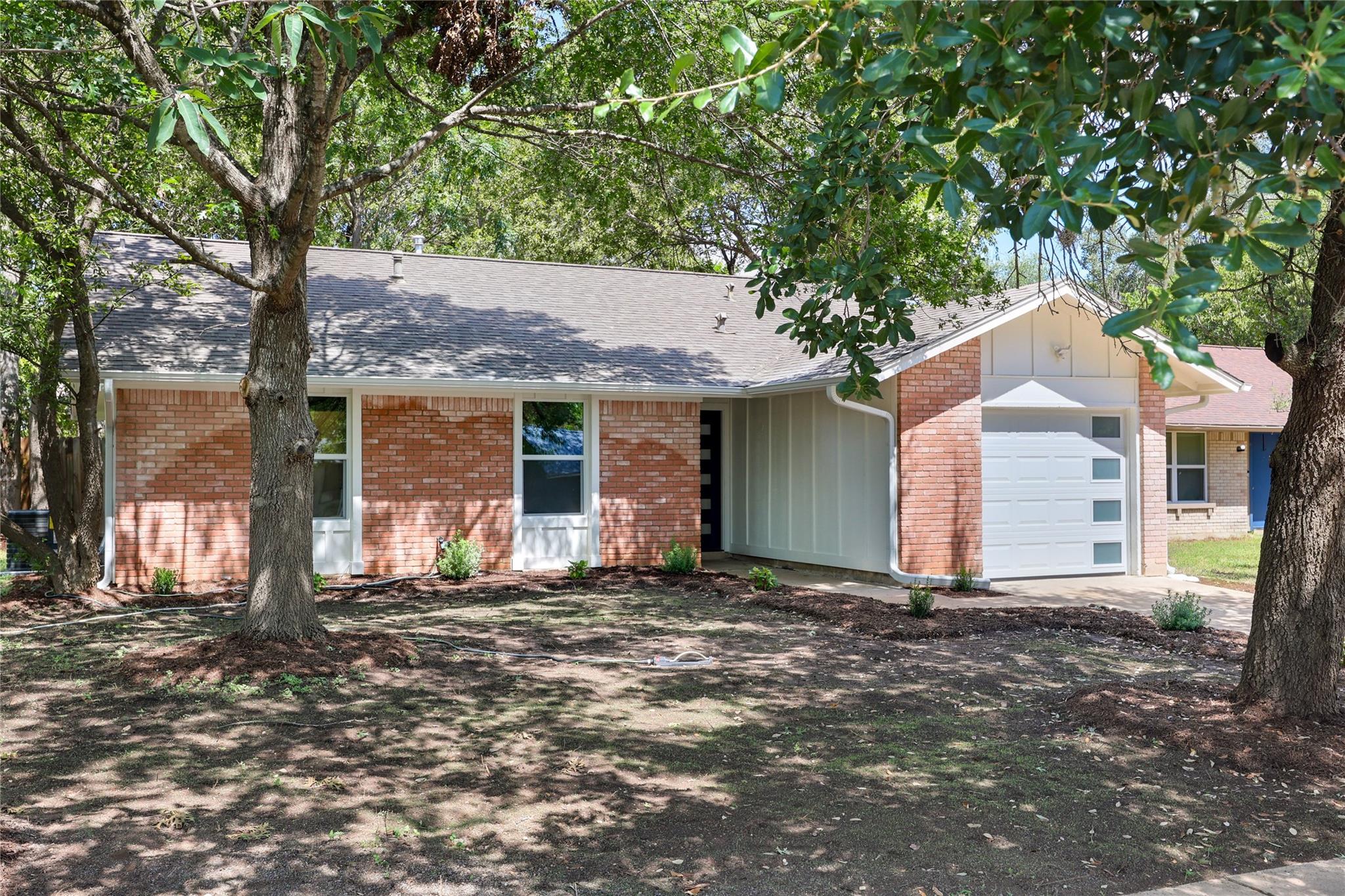 2333 Aldford DR