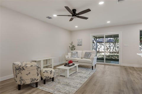 Tiny photo for 2333 Aldford DR, Austin, TX 78745 (MLS # 9246291)
