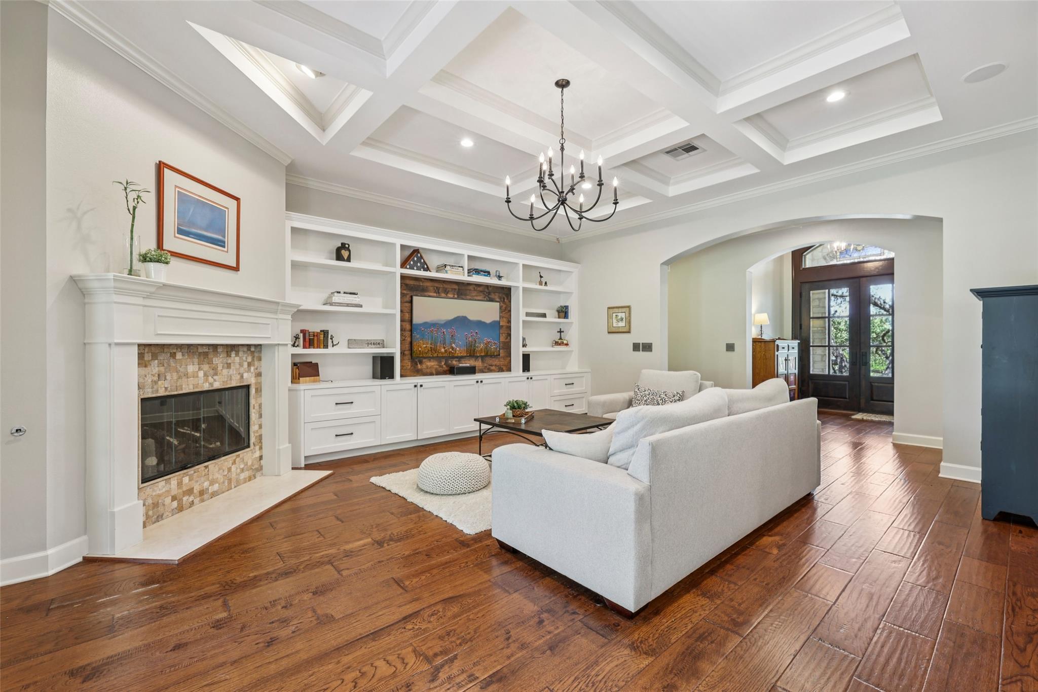 128 Squires DR