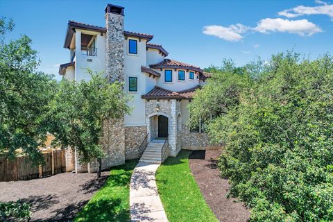 Photo of 11 Inwood CIR, Austin, TX 78746 (MLS # 2907907)