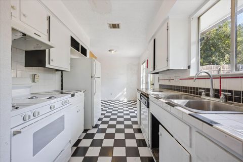 Tiny photo for 3401 Thomas Kincheon ST, Austin, TX 78745 (MLS # 3873759)