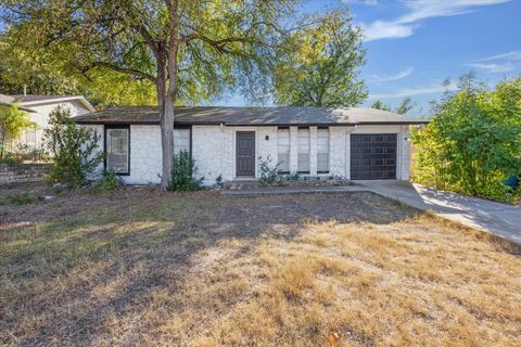 Photo of 3401 Thomas Kincheon ST, Austin, TX 78745 (MLS # 3873759)