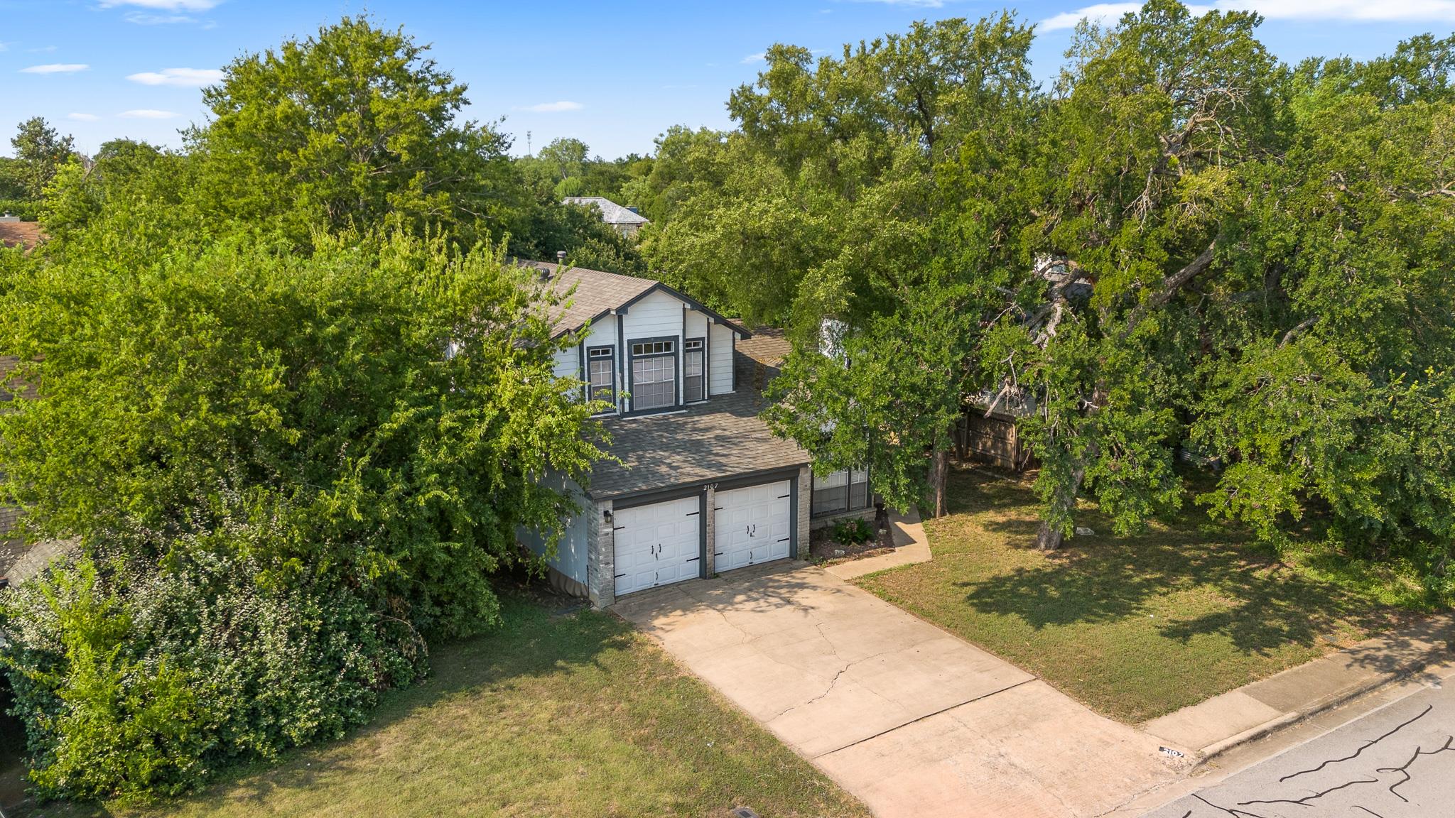 2107 RAINTREE PATH
