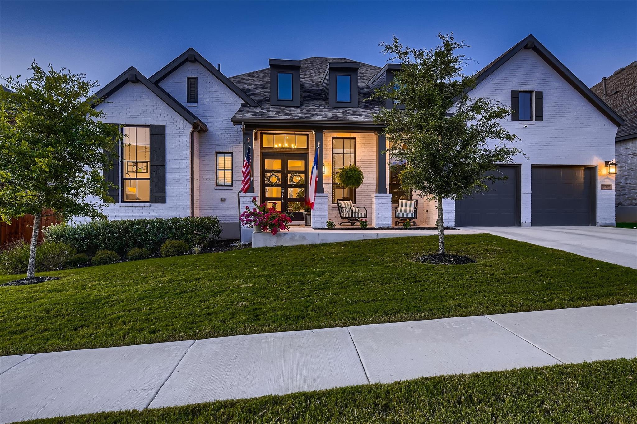 108 Rainbow Valley TRL