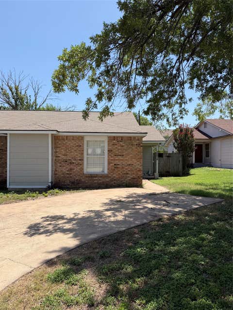 Photo of 16010 Fitchburg CIR, Pflugerville, TX 78660 (MLS # 6567828)