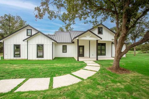 Photo of 337 Smitty LN, Lockhart, TX 78644 (MLS # 9442439)