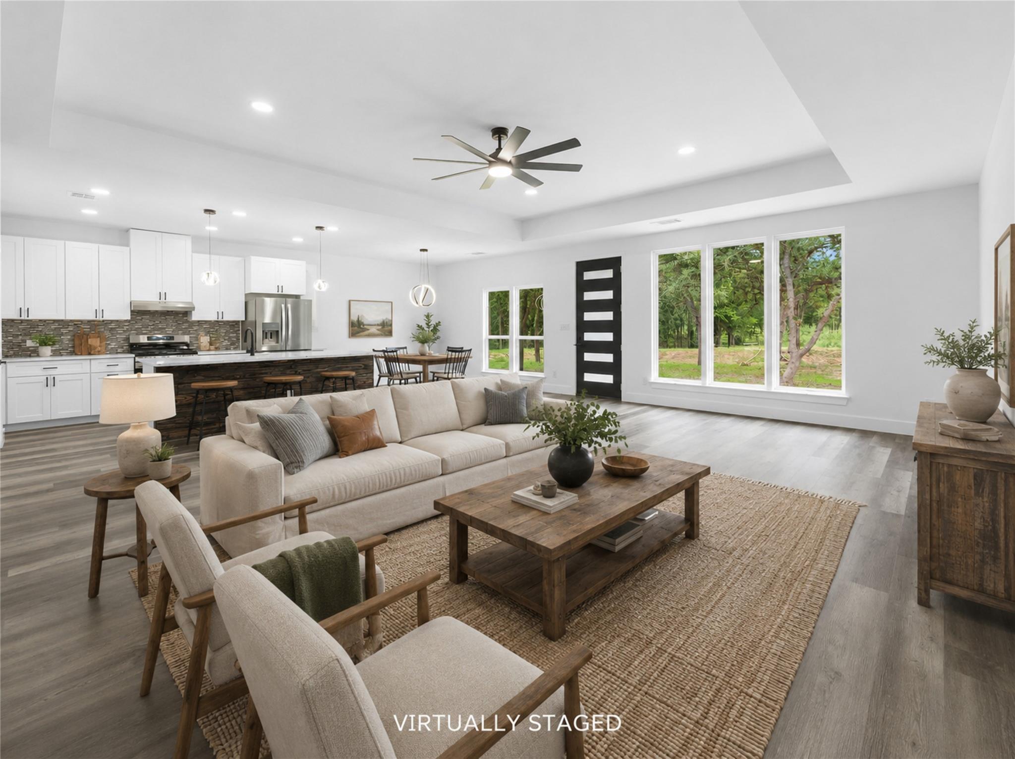 337 Smitty LN