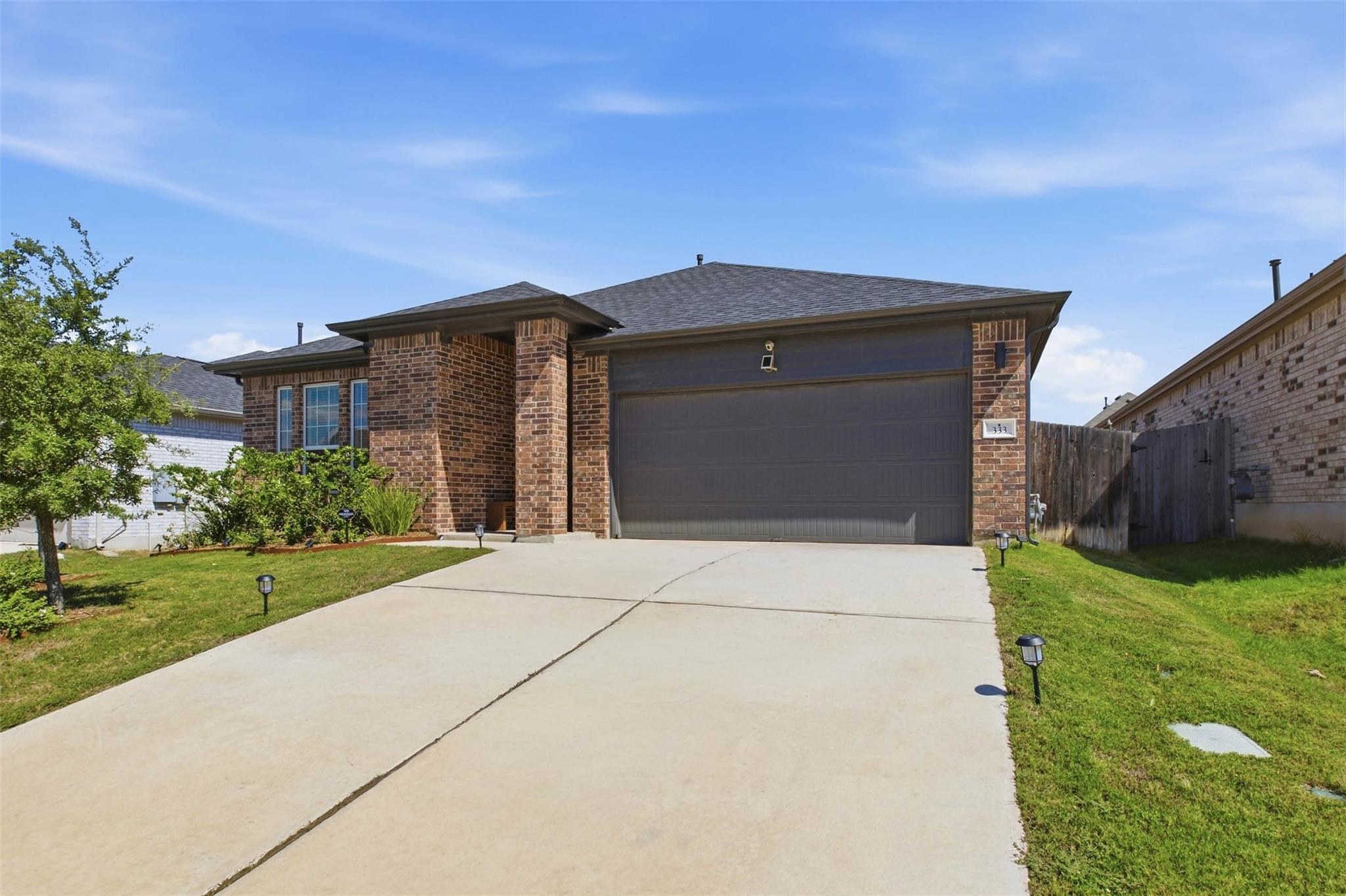 333 Diamondleaf DR
