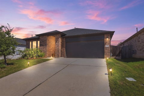 Photo of 333 Diamondleaf DR, Buda, TX 78610 (MLS # 4344623)