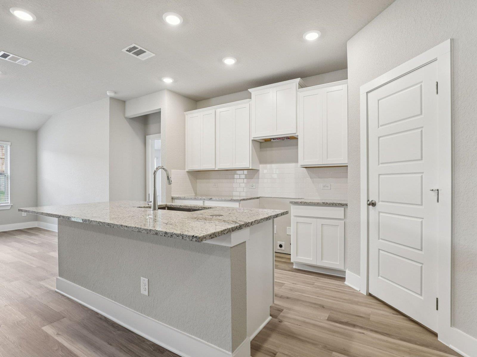 320 Wheel Horse RD