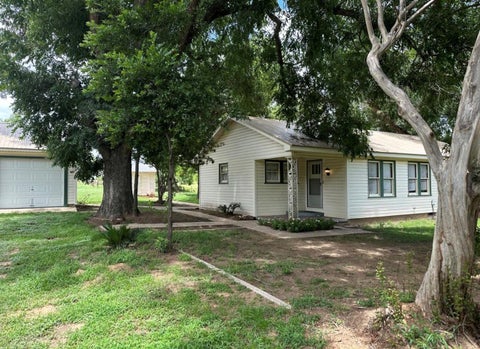 Photo of 4764 W Us Highway 79, Rockdale, TX 76567 (MLS # 9413356)