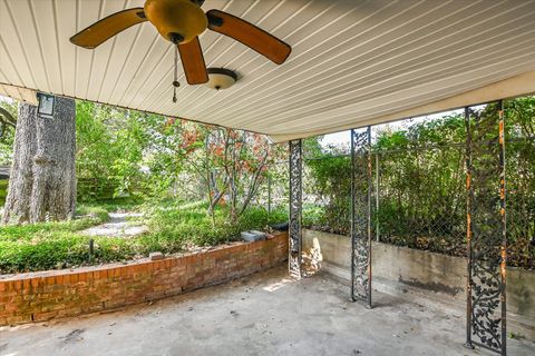 Tiny photo for 1613 Lupine LN, Austin, TX 78741 (MLS # 4654581)
