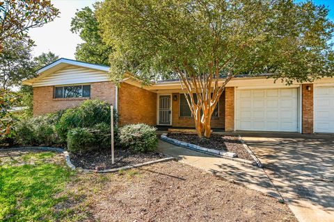 Tiny photo for 1613 Lupine LN, Austin, TX 78741 (MLS # 4654581)