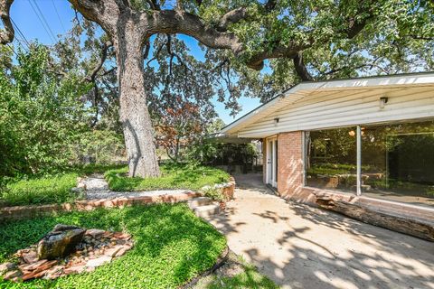 Tiny photo for 1613 Lupine LN, Austin, TX 78741 (MLS # 4654581)