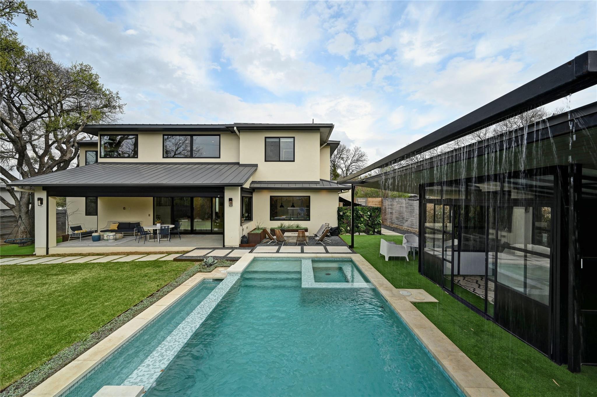308 Briarwood TRL