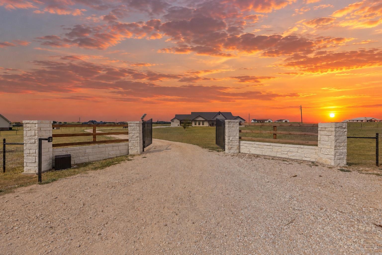 323 County Road 301
